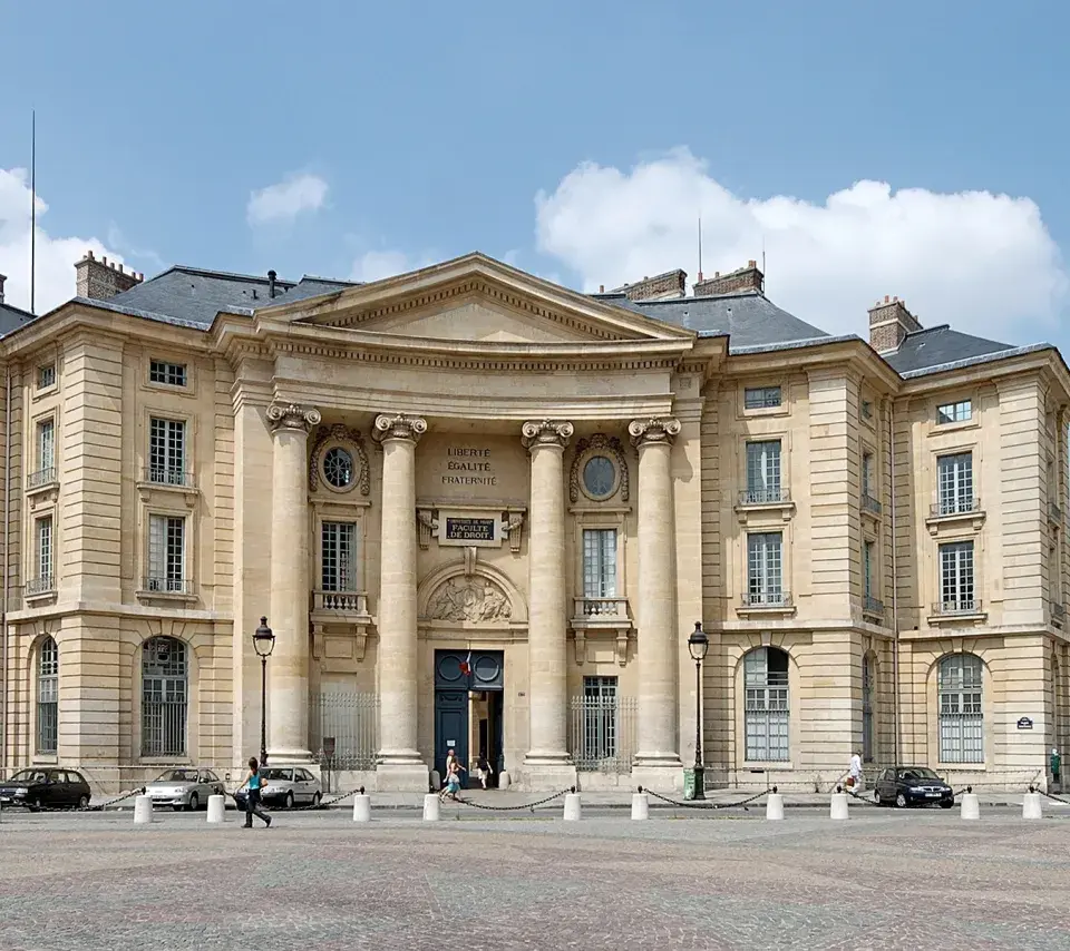 entrée de l'université paris 1 panthéon sorbonne