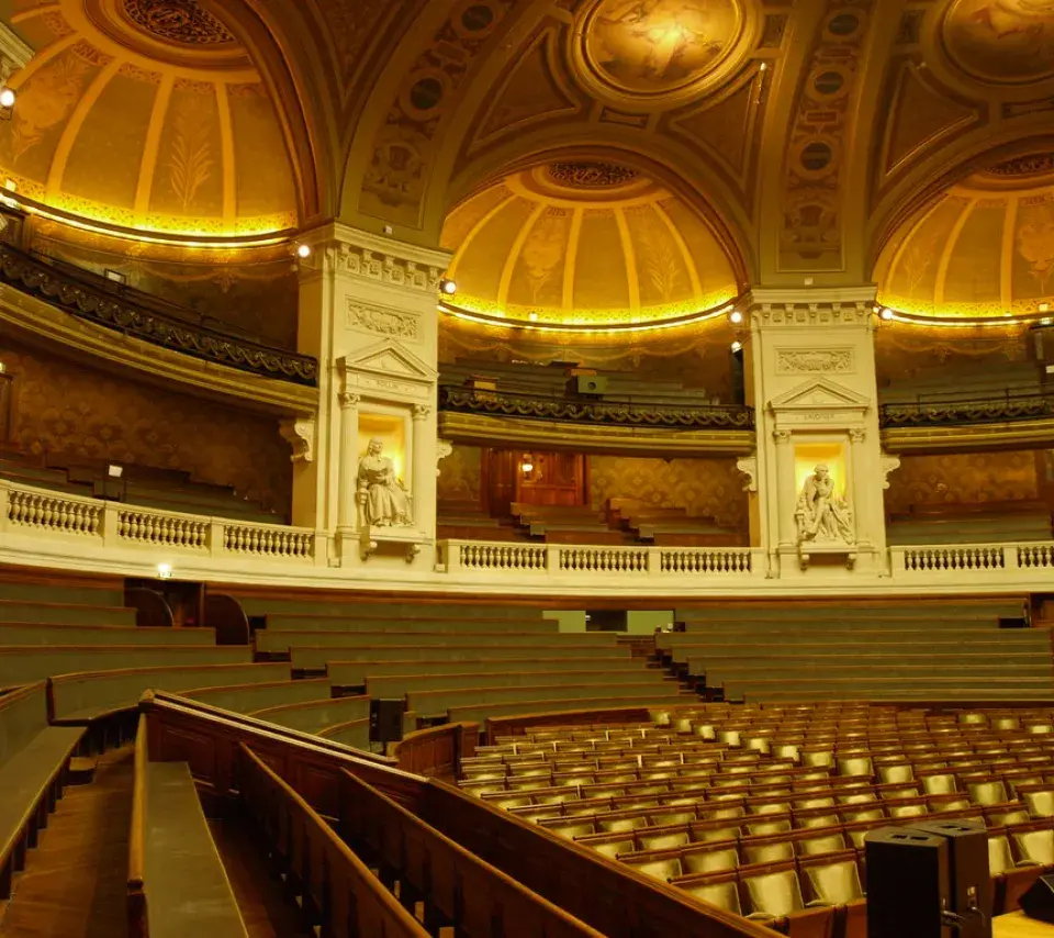 le grand amphithéâtre de la sorbonne