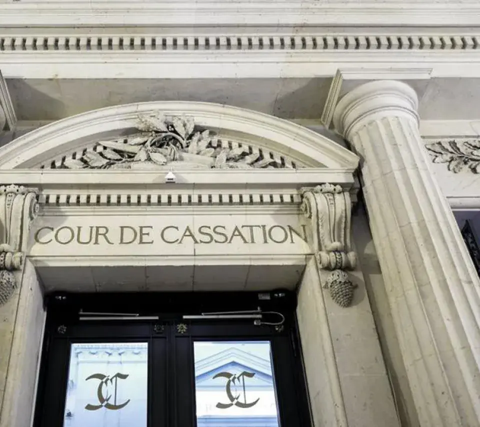 Fronton de la cour de cassation 