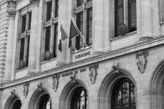 fronton de la sorbonne